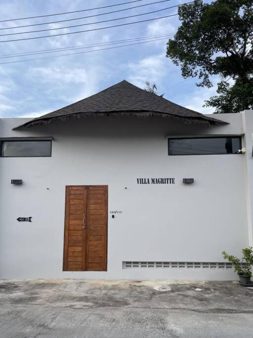 Magritte - Balinese Style Cosy Villa